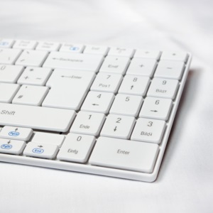 LogiLink Slim Tastatur & opt. Maus  USB  Funk 2.4 GHz, deutsch, weiß